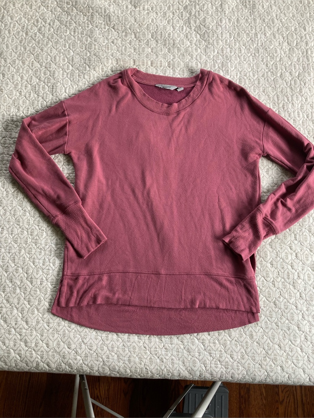 Oversized Athleta Sweatshirt in Dusty Rose